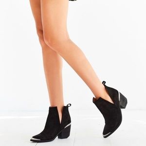 Flashy sale✨Cromwell Cutout Western Boot